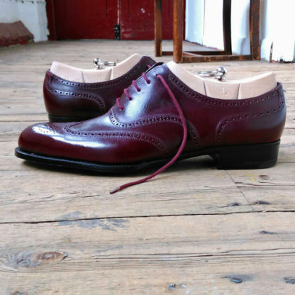 burgundy oxford shoes