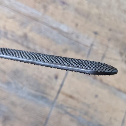 rasp curved edge detail
