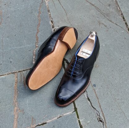 oxford shoes with natural finish